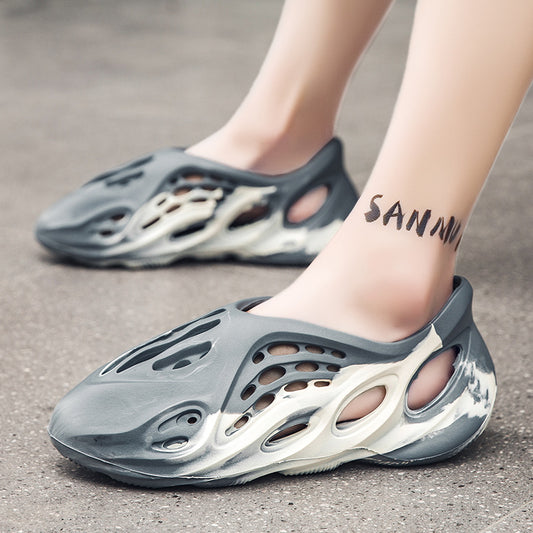 Foreign Trade Plus Size Kanye Coconut Camouflage Cave Shoes EVA Rubber And Plastic Outer Wear Fashion Couple Cave Sandals Beach Shoes