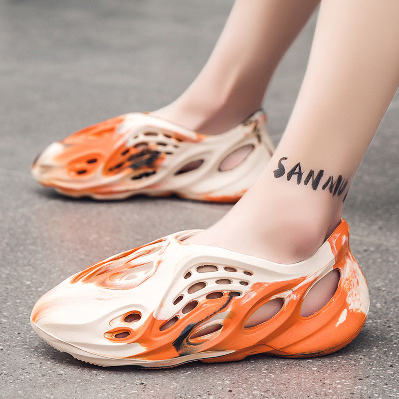 Foreign Trade Plus Size Kanye Coconut Camouflage Cave Shoes EVA Rubber And Plastic Outer Wear Fashion Couple Cave Sandals Beach Shoes